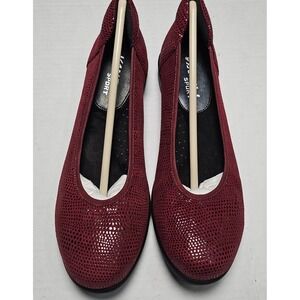 Vaneli Sport Donia Amaranto E Printed Leather Ballet Wedge Pumps Womens 7M NEW